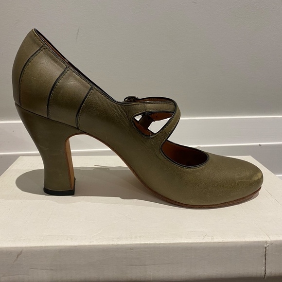 Fluevog Miracles "Hollie" - Picture 6 of 10